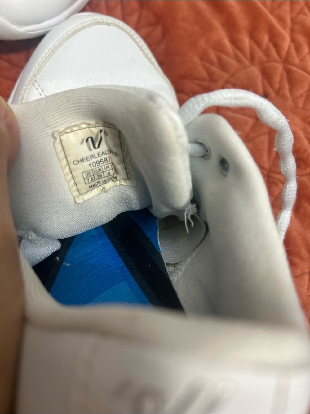 Varsity Cheerleaders C3 White Athletic Sneakers with Blue Insole - Picture 2 of 9